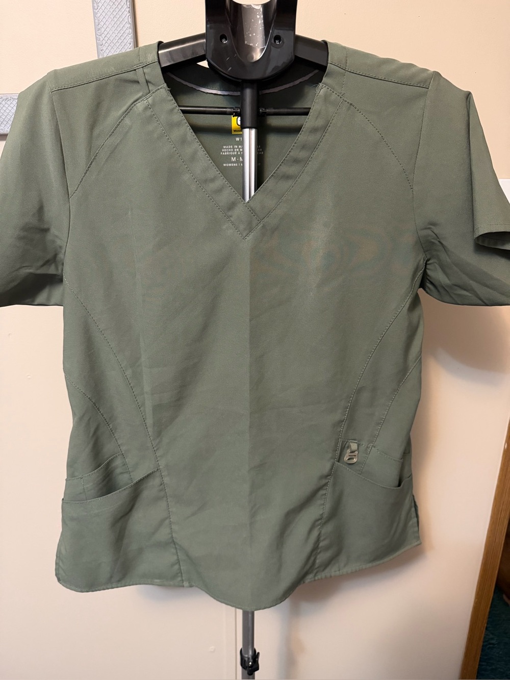WonderWink W123 Women's Stylized V-Neck Scrub Top - Olive Green, Size Medium